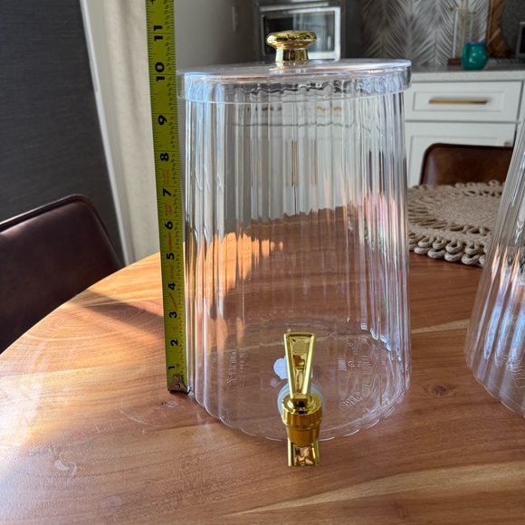 Plastic Clear Beverage Dispensers with Gold Accents - Picture 2 of 8